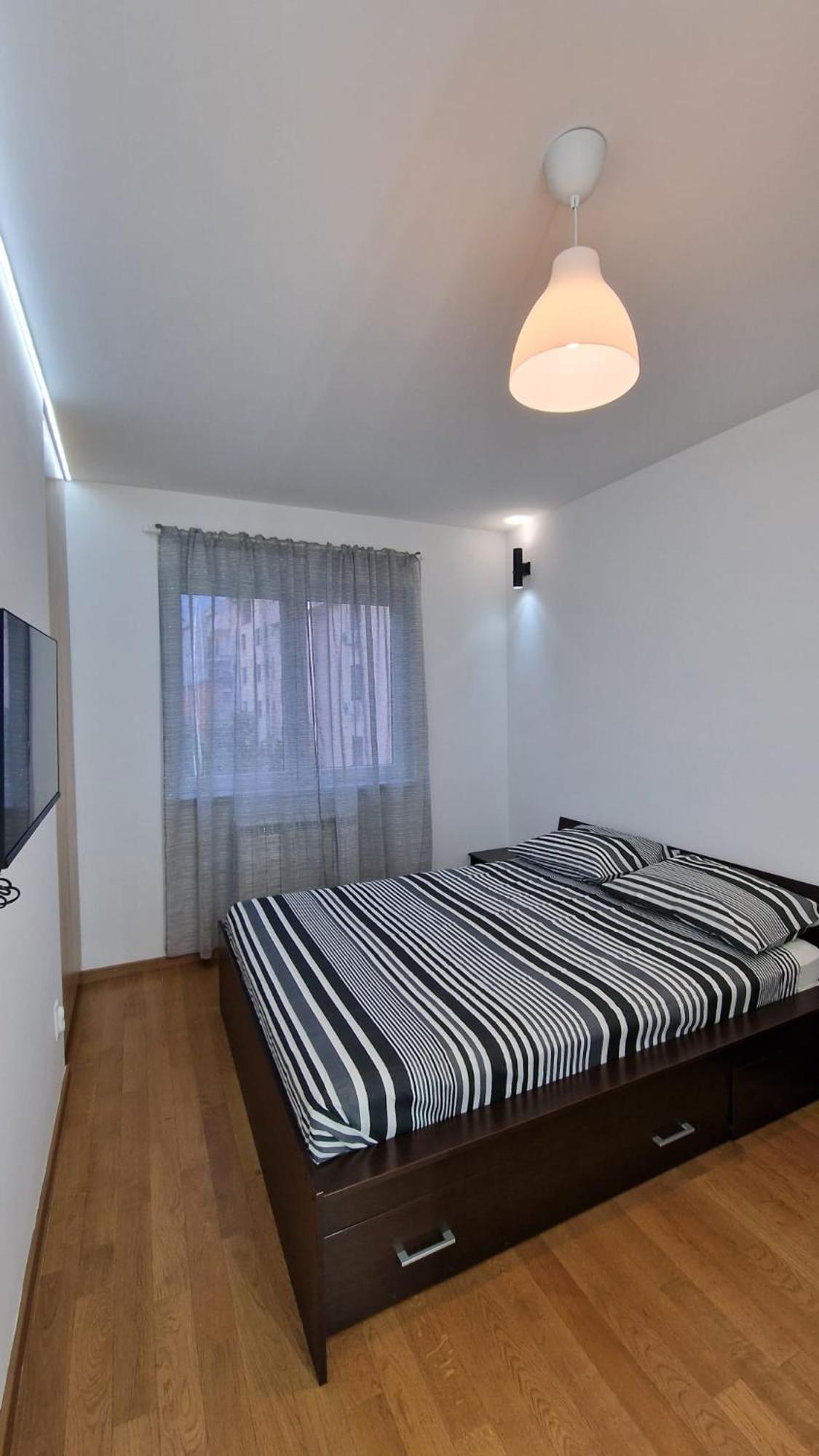 Porodicno-Poslovni Udoban Stan Belgrado Exterior foto