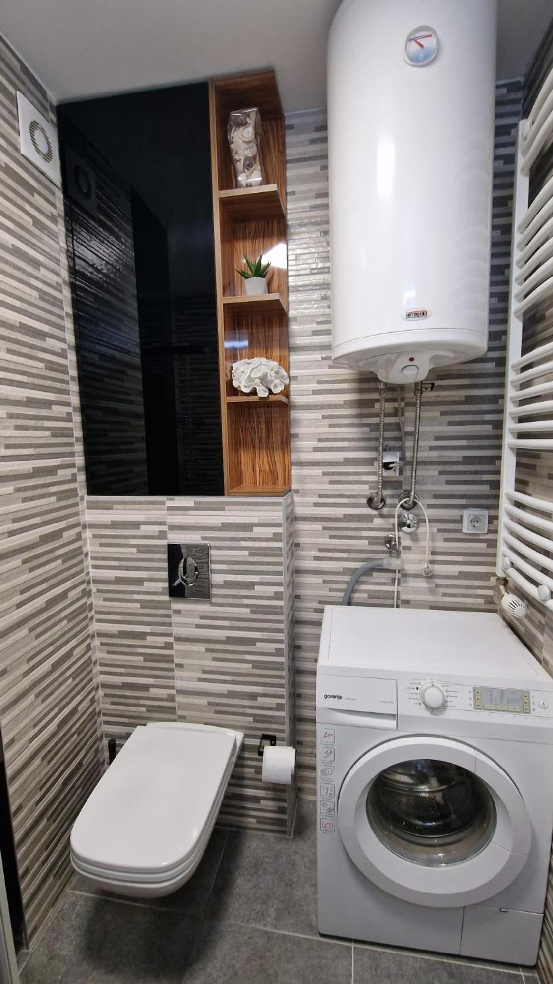 Porodicno-Poslovni Udoban Stan Belgrado Exterior foto